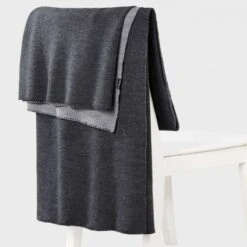 Mufflon Decke Mu-Sydney - Zweifarbige Wolldecke Aus Merinowolle -Outdoor Ausrüstungs Geschäft Mufflon Decke Mu Sydney zweifarbige Wolldecke aus Merinowolle b3